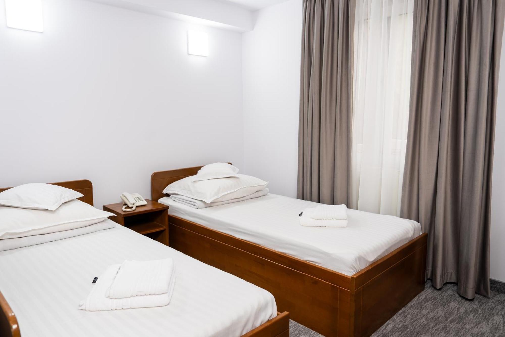 Hotel Casa De Piatra Шкея Экстерьер фото